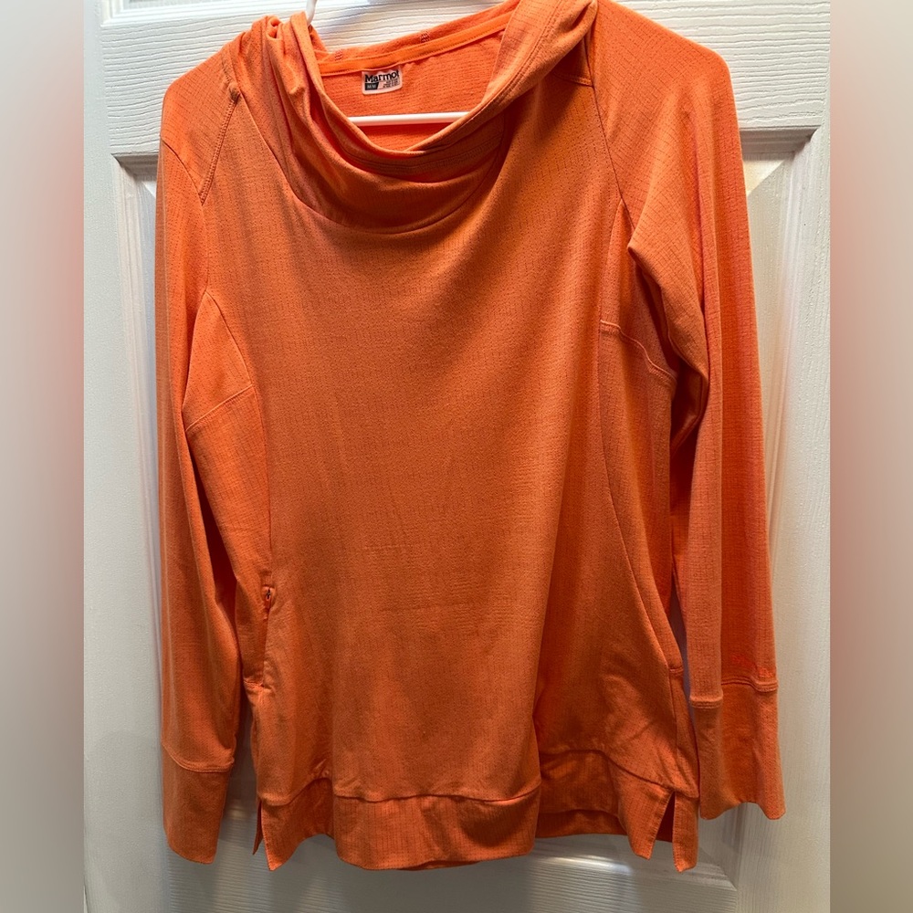 Marmot Women’s Medium Orange hooded tshirt